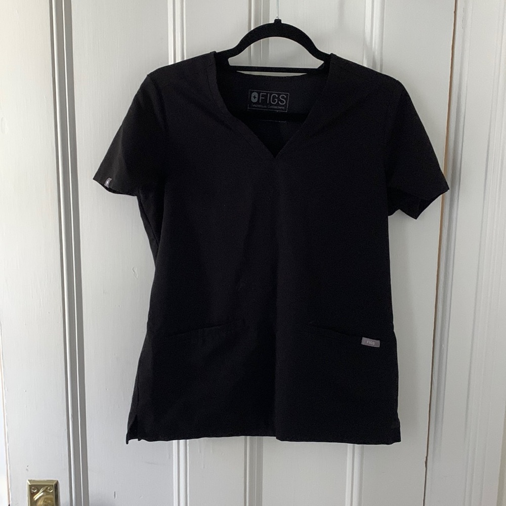 Figs scrub top
